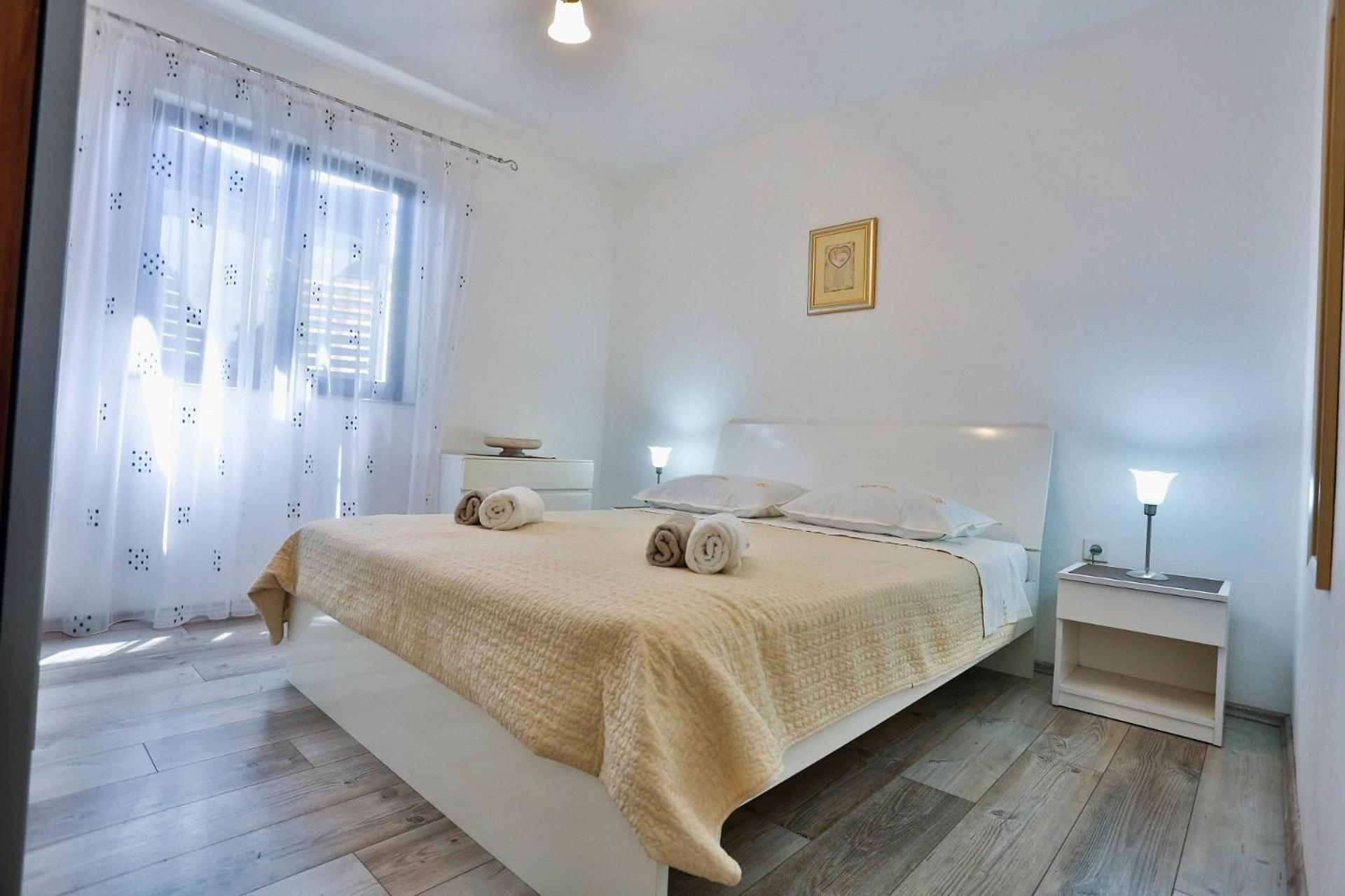 Apartment Mato Сутиван Экстерьер фото